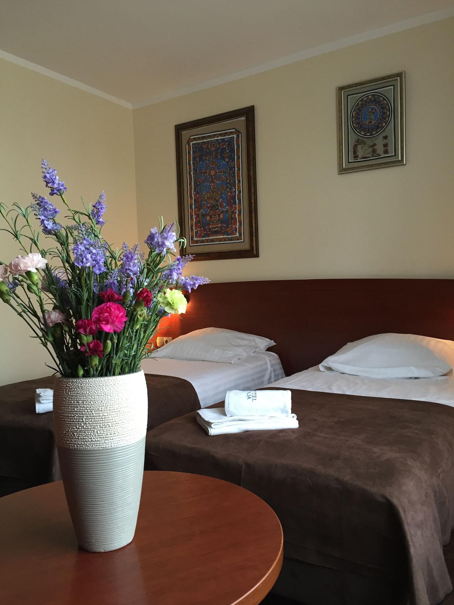 Aparthotel Gaja à Poznań Extérieur photo