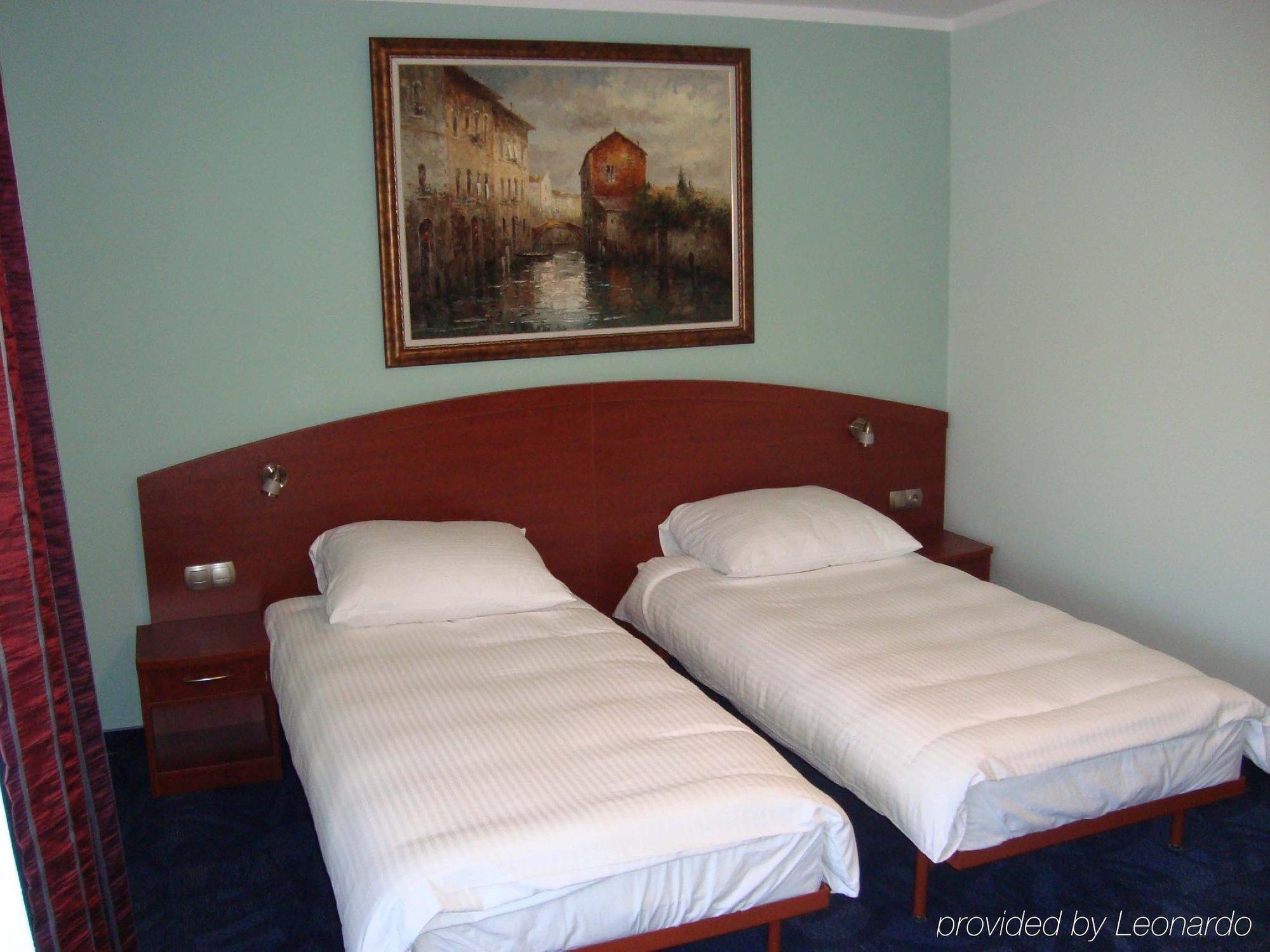 Aparthotel Gaja à Poznań Extérieur photo